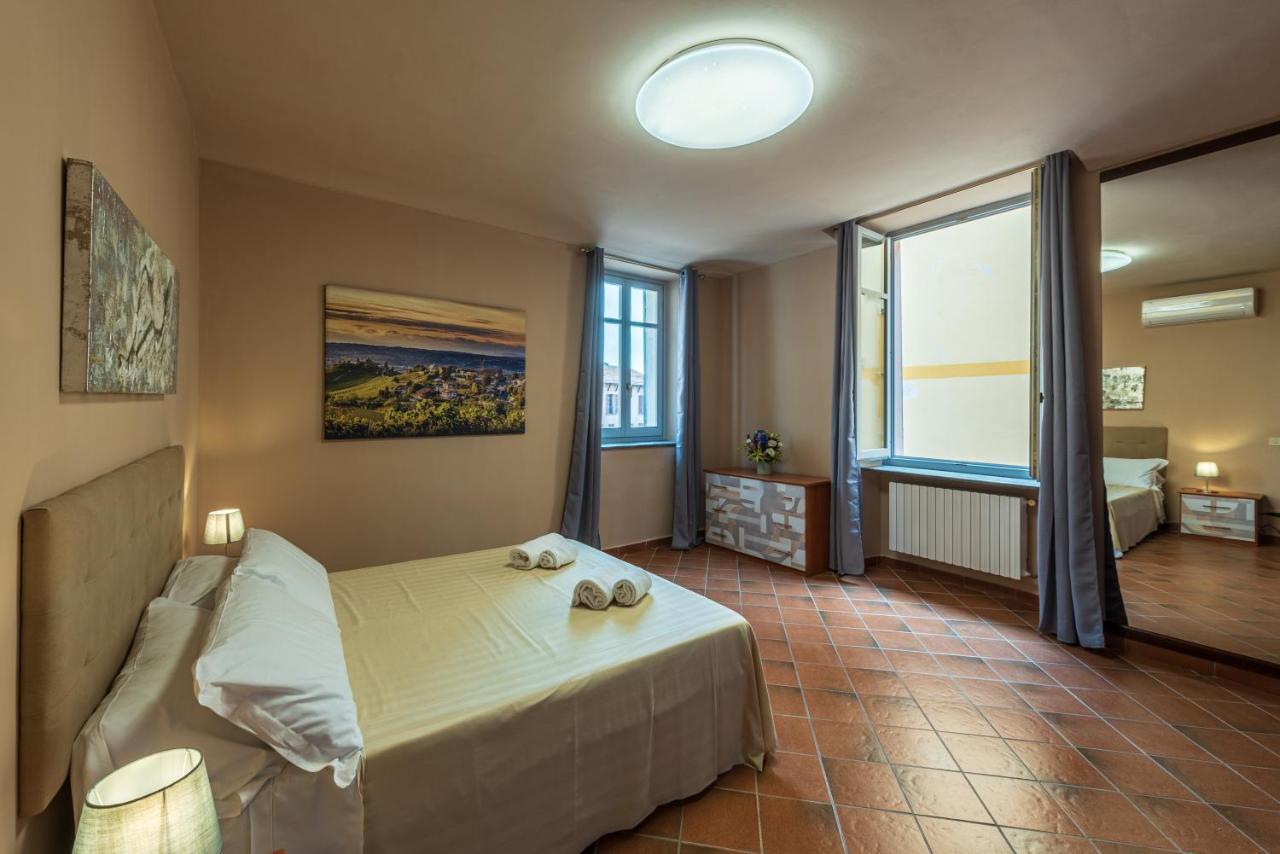 アルバPalazzo Ciravegnaアパートメント エクステリア 写真