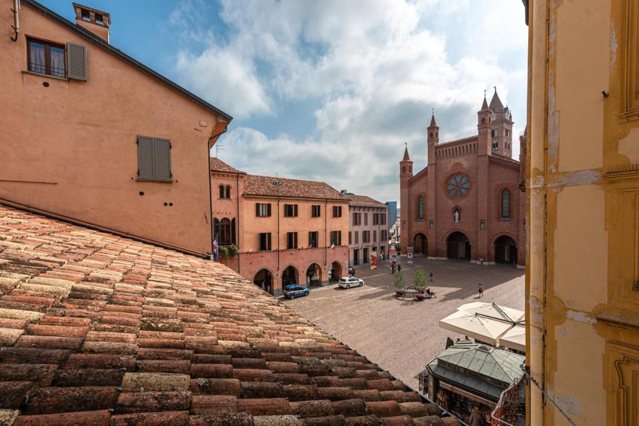 アルバPalazzo Ciravegnaアパートメント エクステリア 写真